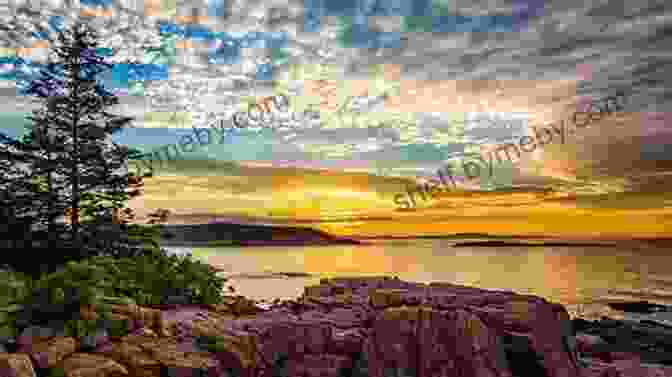 A Scenic View Of Acadia National Park, With Mountains, Forests, And Ocean In The Background Moon Acadia National Park: Seaside Towns Fall Foliage Cycling Paddling (Travel Guide)